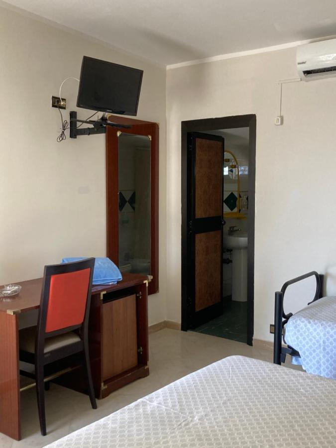 Sabbia D'Argento Hotel Giugliano In Campania Exterior photo