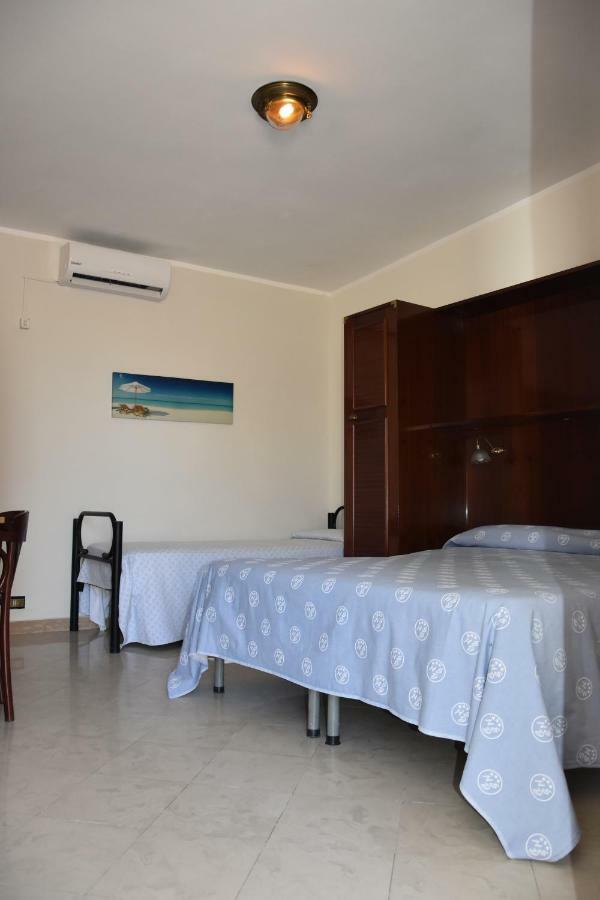 Sabbia D'Argento Hotel Giugliano In Campania Exterior photo