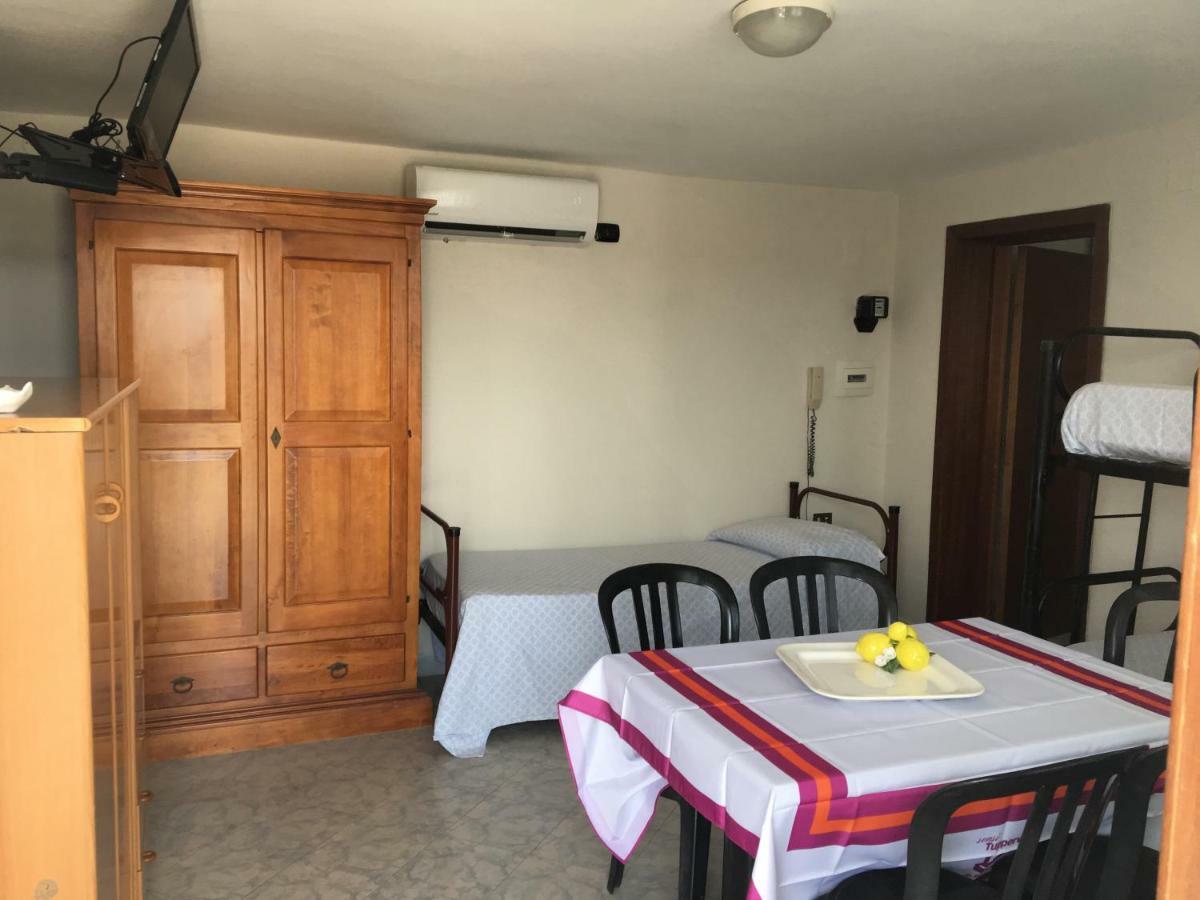 Sabbia D'Argento Hotel Giugliano In Campania Exterior photo